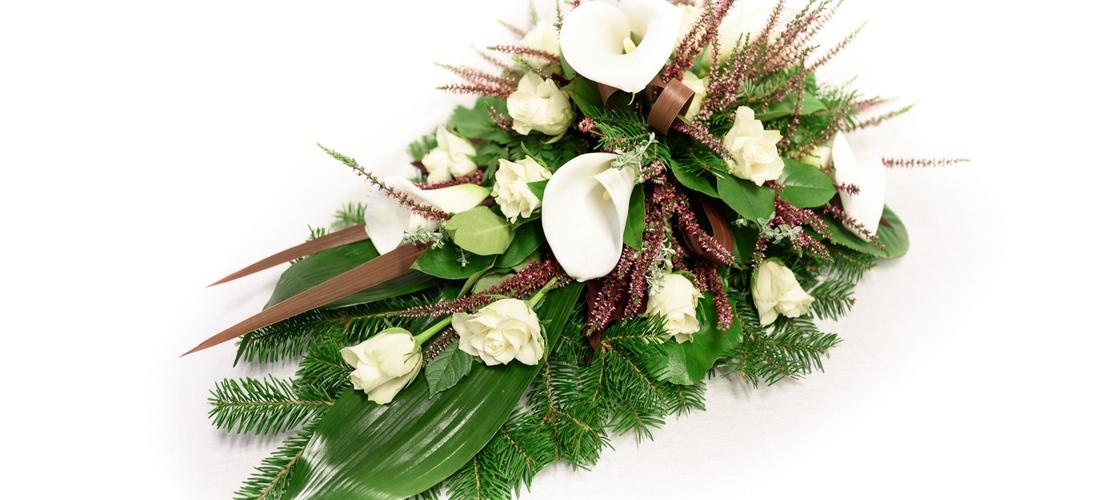 Kukkalaite 01 : Sanaton suru  